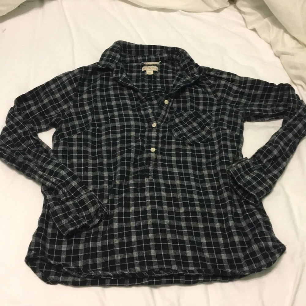 Black quarter button flannel